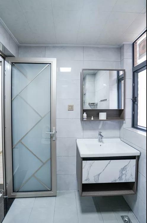 150㎡新中式與愛(ài)馬仕橙的碰撞，感受古典與現(xiàn)代交融的詩(shī)情畫(huà)意